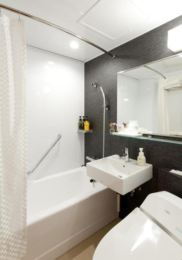 Hotel Tokyo Garden Palace Zewnętrze zdjęcie